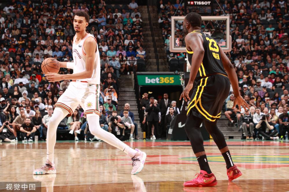 亚洲球迷的 亚洲球迷的