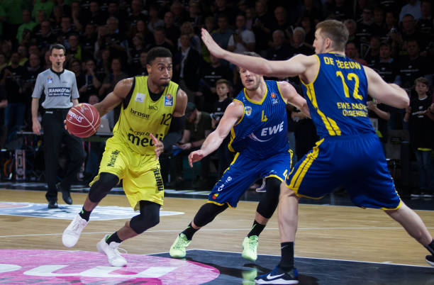 同时保证新 同时保证新