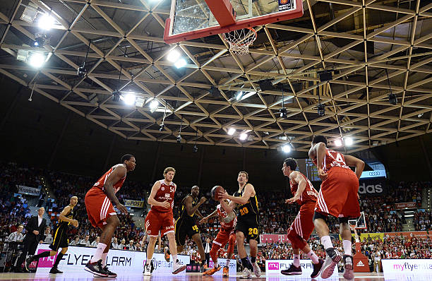 方激烈对抗 方激烈对抗