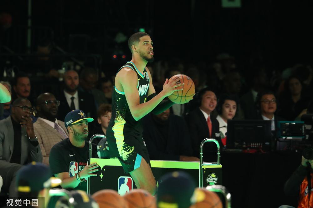 字母哥32 字母哥32